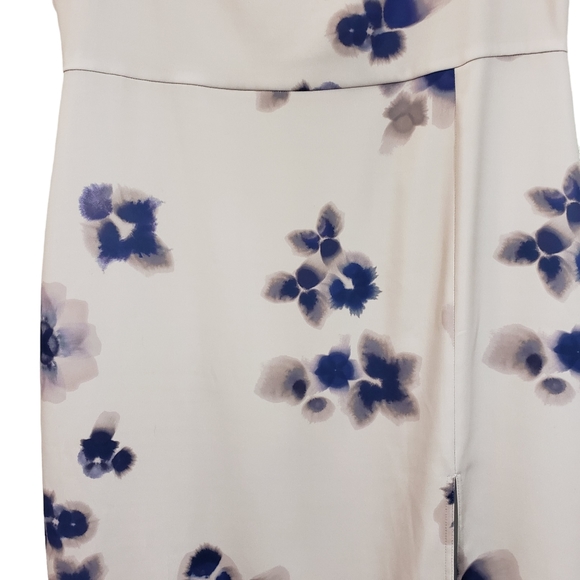 Babaton 90s Midi Split Dress - Picture 6 of 12